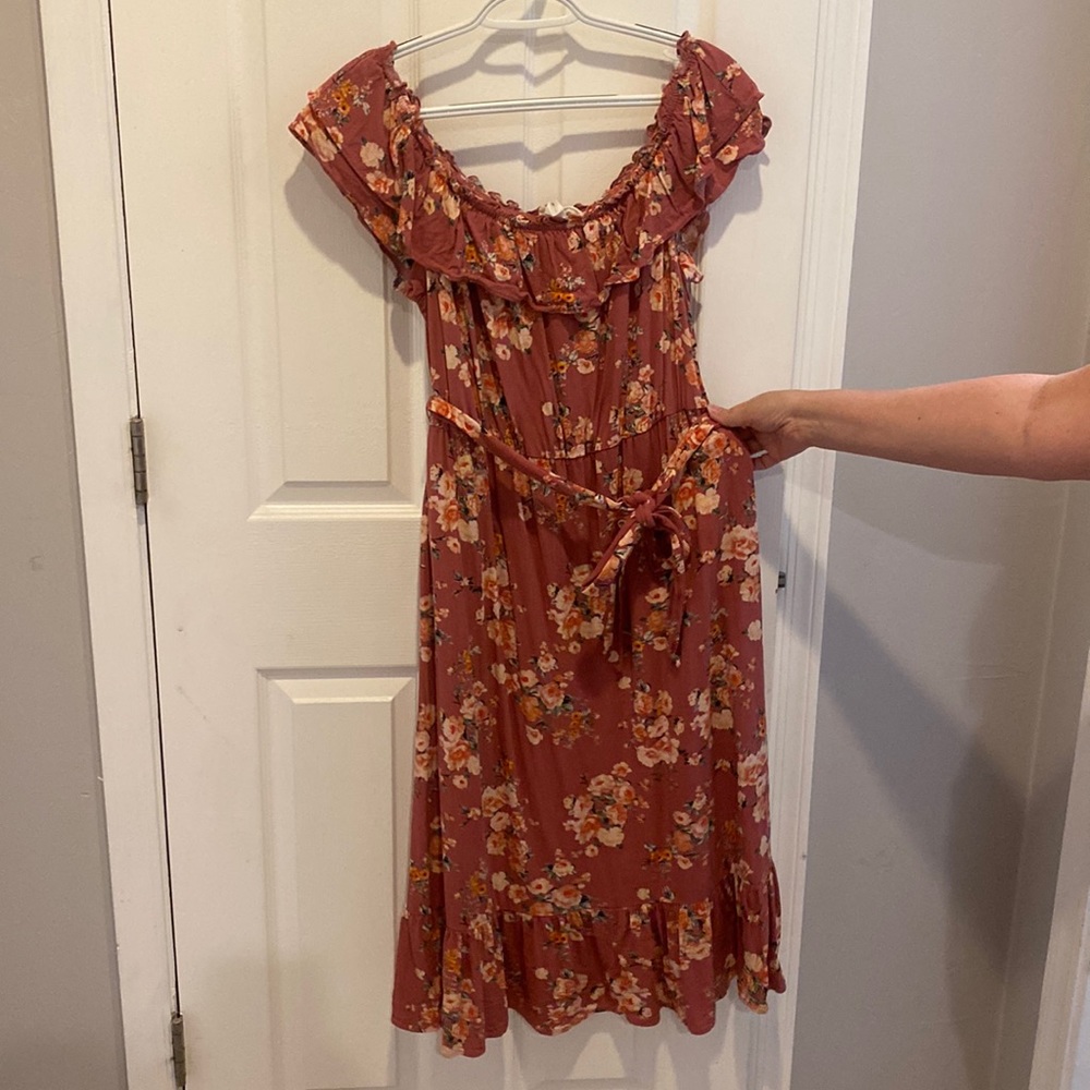 Blue Dahlia Floral dress size M